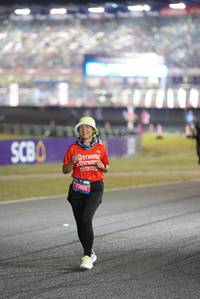 BIB: 1050, 100, 77465
                            <button type="button" onclick="openModal(19602165)" class="btn btn-primary btn-sm float-right btn-popup" data-toggle="modal" data-target=".modal-high-quality">
                        <i class="fas fa-shopping-cart"></i> Add to Cart
                    </button>
                                            <button type="button" onclick="isThisMe(19602165, true)" class="btn btn-success btn-sm float-right btn-popup btn-isme hidden" data-toggle="tooltip" data-placement="bottom" title="นี่คือรูปของคุณใช่ไหม คลิกที่นี่เพื่อเอาเข้าอัลบั้ม">
                        <i class="fas fa-plus"></i> Add to album
                    </button>
                    <button type="button" onclick="isThisMe(19602165, false)" class="btn btn-warning btn-sm float-right btn-popup btn-isnotme hidden">
                        <i class="fas fa-ban"></i> Remove from album
                    </button>